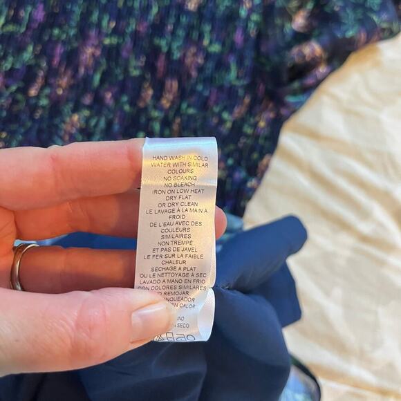 Adelyn Rae Darlene textured smocked floral dress women’s small nwt - Picture 5 of 11